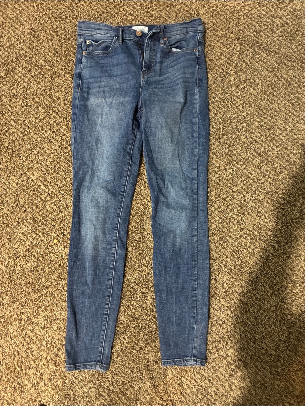 Nicole Miller Skinny Jeans in Medium Blue Wash